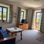 アパート Gaestehaus Hausenbauer