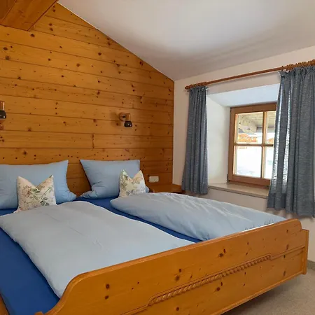 Apartman Gaestehaus Hausenbauer *
