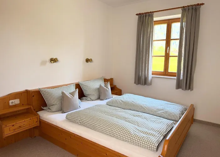 Gaestehaus Hausenbauer Apartman