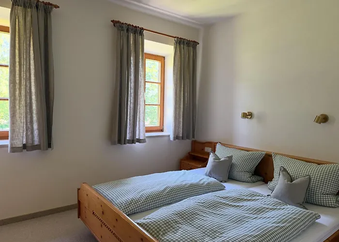 Gaestehaus Hausenbauer Apartman