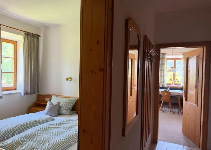 Gaestehaus Hausenbauer Apartman *